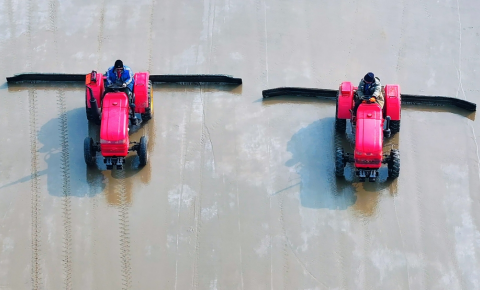 潍坊寿光：盐田“春耕”忙